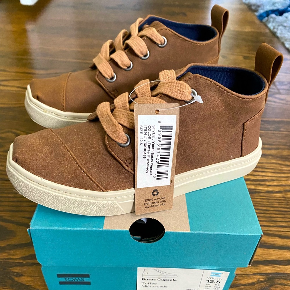 Toms Botas Cupsole. Brand new, with tags. Youth 12.5